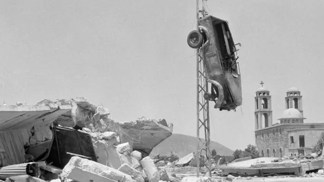 اسرائیل در سال ۱۹۶۷ ظرف شش روز ارتش‌های عربی را در چند جبهه از جمله در بلندی‌های جولان شکست داد