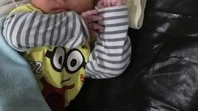 بچہ، افغان ماں