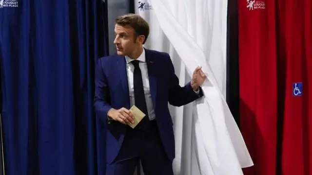 Франция сайловлардан кейин стратегиясини ўзгартирди.