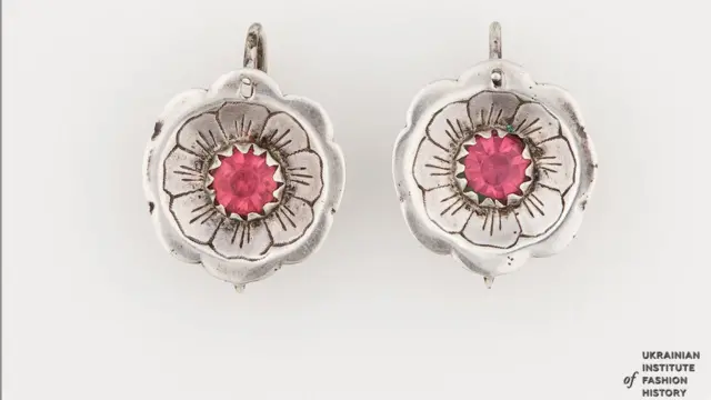 Серебряные сережки-"калачики".