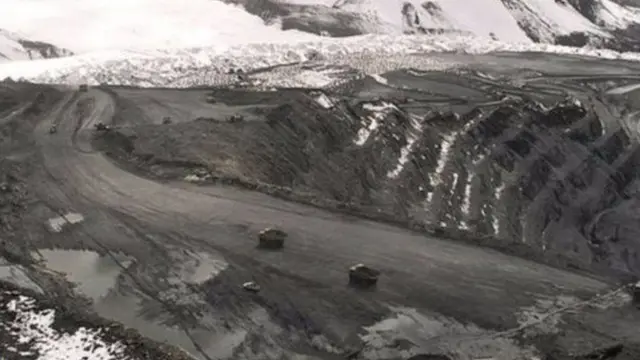 Өкмөттүн "Кумтөр" боюнча макулдашууну аткаруу мөөнөтү кайрадан узартылды