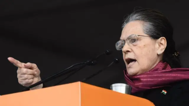 સોનિયા ગાંધી