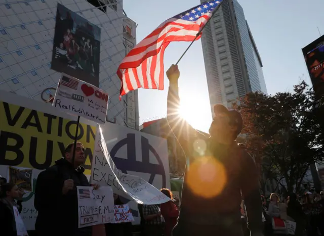 反特朗普美侨在东京涉谷示威（5/11/2017）