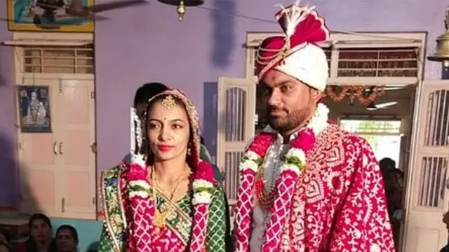 જ્યારે નાની ઉંમરે વિધવા થયેલી પુત્રવધૂને પરણાવવા માટે દીકરાને દત્તક લીધો