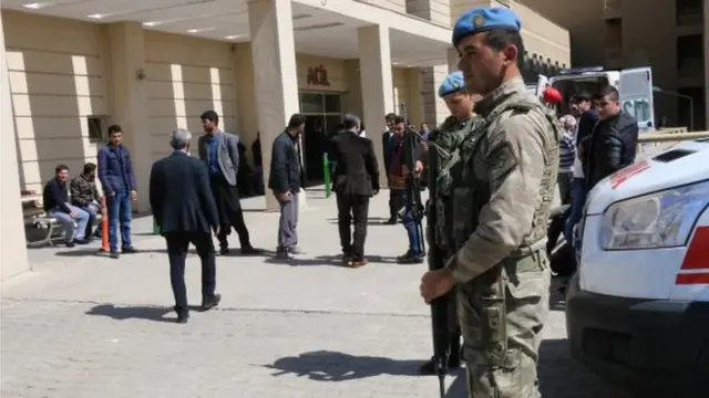 İdris Yıldız'ın yaşamını yitirmeden önce ağır yaralı olarak kaldırıldığı hastanede de yoğun güvenlik önlemi alındı