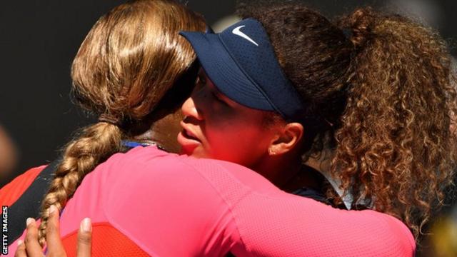 Serena Williams hugs Naomi Osaka