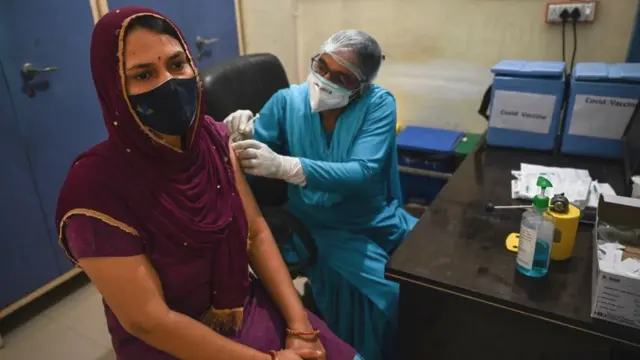 वैक्सीन