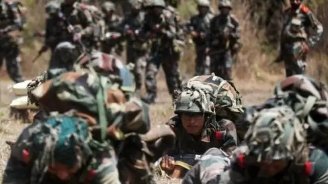 સૈન્ય બળ