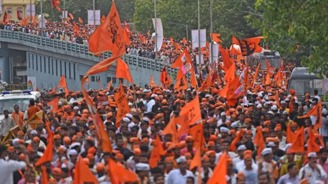 મરાઠા આંદોલન માટે મોટી સંખ્યામાં યુવાનો નિકળ્યા હતાં