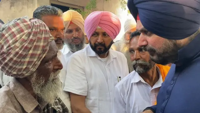 ਇਕਬਾਲ ਸਿੰਘ ਦੇ ਪਰਿਵਾਰ ਨਾਲ ਨਵਜੋਤ ਸਿੰਘ ਸਿੱਧੂ