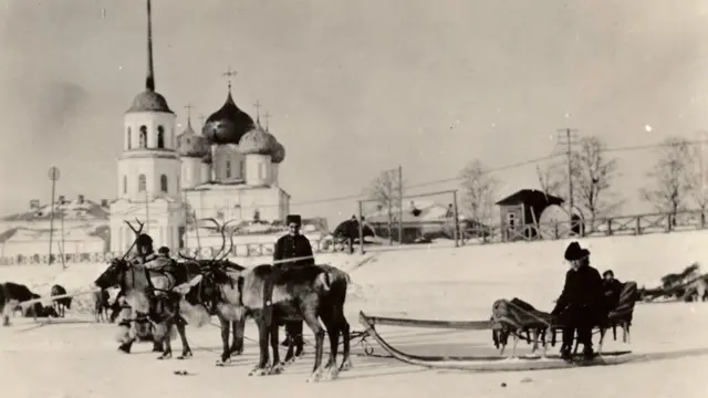 Los trineos y los renos eran uno de los medios de transporte para los soldados.