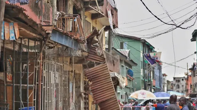 Aworan bi ijọba Eko ṣe n wo ile ni Lagos Island