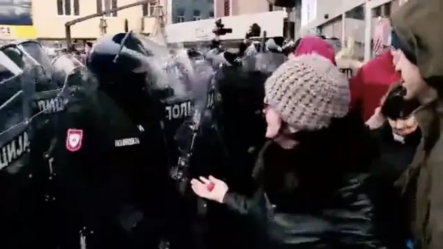 Sukob policije i građana tokom demonstracija 25. decembra 2018. godine
