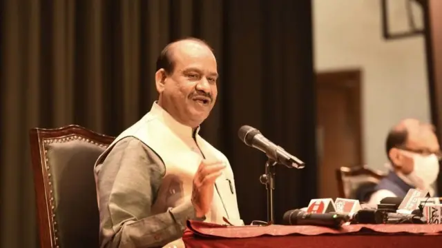 संसद का बजट सत्र: कई परंपराओं से विदाई