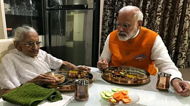 हीराबेन