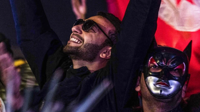 Dhiironni yeroo festivaalii muuziqaa Taanzaaniyaatti Sanbata 16, 2019 qophaa'erratti yeroo shubbisan