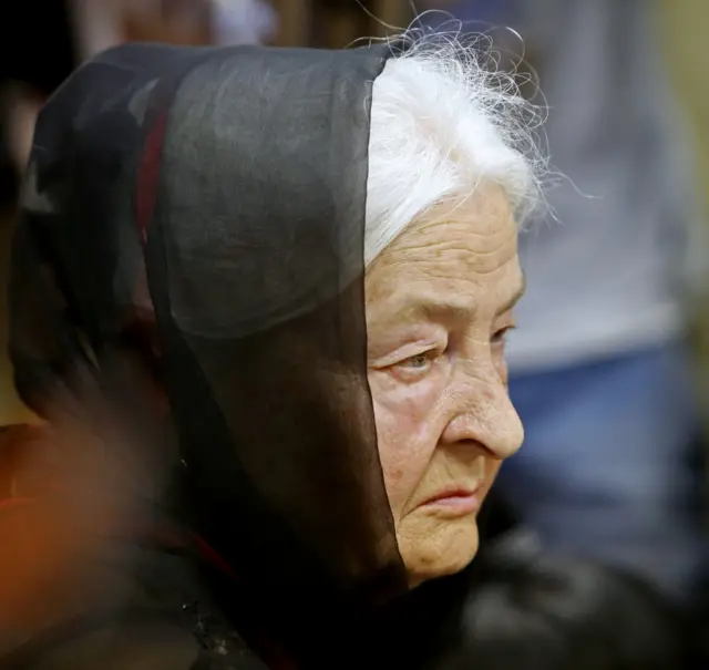 Матір - Валентина Павлівна Бузина - просить всі сторони не затягувати судовий процес