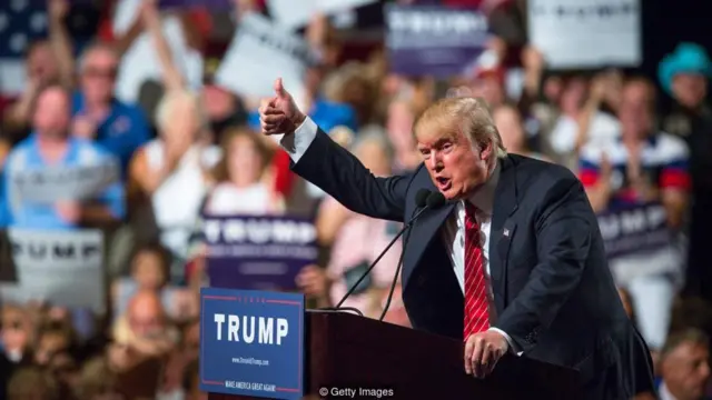 Những nhà lãnh đạo mới của thế giới như Donald Trump đã được lợi từ sự tăng tiến toàn cầu của tình cảm dân túy và quốc gia.