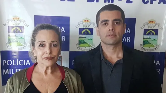 Dr Bambam sa svojom majkom nakon hapšenja