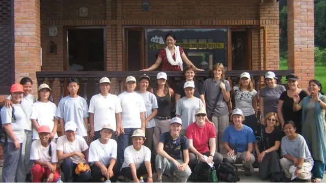 महिला गाइड