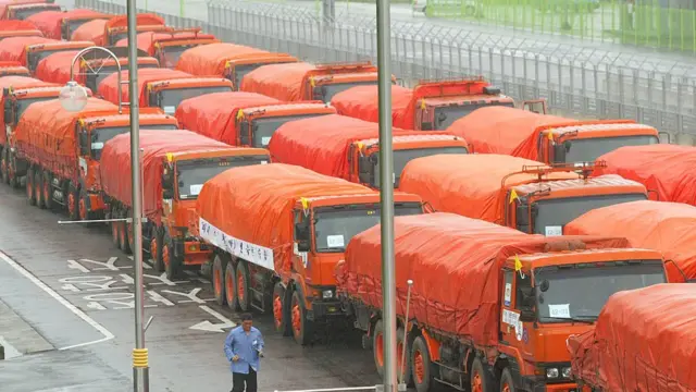 দুর্ভিক্ষ মোকাবেলায় দক্ষিণ কোরিয়া থেকে খাদ্য সামগ্রী পাঠানো হচ্ছে।