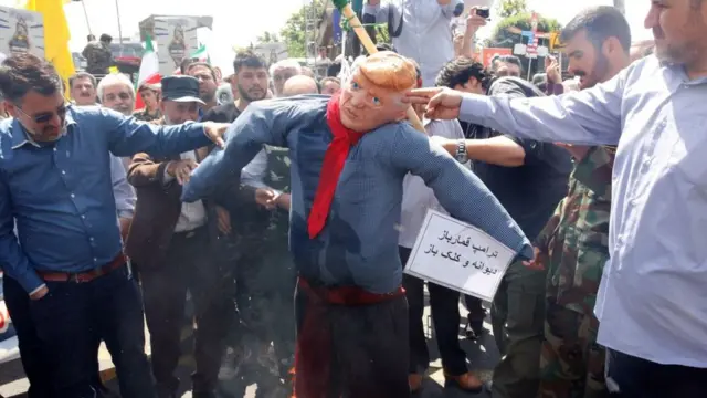 عروسک ترامپ
