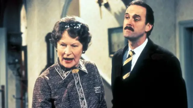 Detalj iz serije falični pansion