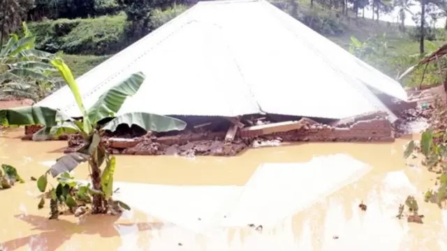 Inzu yashenywe n'ibiza mu burengerazuba bw'u Rwanda mu ntangiriro z'uyu mwaka