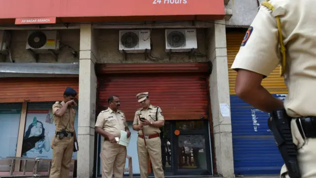 पोलीस तपास (प्रातिनिधिक छायाचित्र)