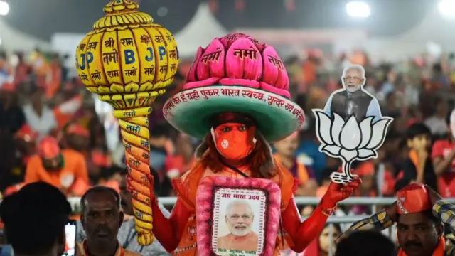 गुजरात निकाल: गुजरातमध्ये भाजपाला 156 जागांवर आघाडी