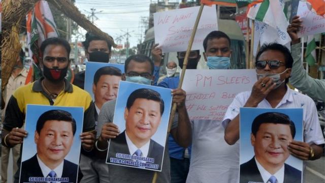 中印边境发生冲突后，印度多地发生抗议中国抵制中国产品的活动。