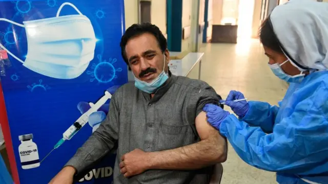 کووڈ ویکسین