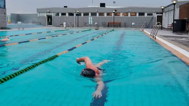 пловец в Исландии