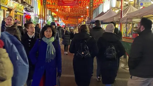 Suasana di Chinatown, London pada Januari 2023