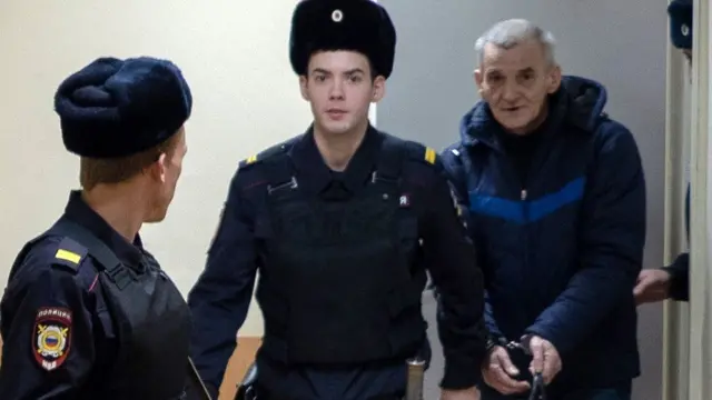 юрий дмитриев