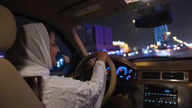 सऊदी महिला