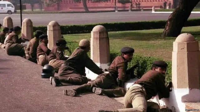 સંસદ સ્થિત પોલીસ જવાનોની તસવીર