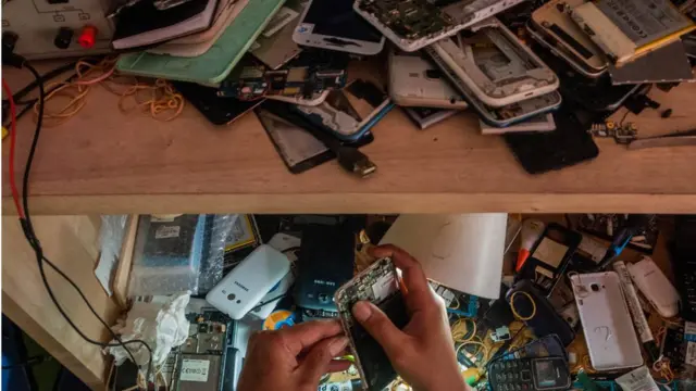 jasa perbaikan telepon genggam