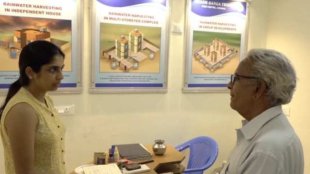 సౌమ్యతో మాట్లాడుతున్న శేఖర్