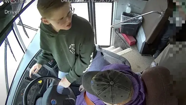 Dillon Reeves stops school bus crash