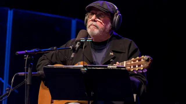 Silvio Rodríguez.