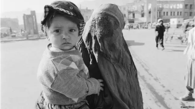 अफ़ग़ानिस्तान, तालिबान, महिला