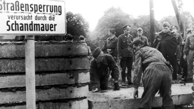 ਬਰਲਿਨ ਦੀ ਦੀਵਾਰ ਢਾਹੁਣ ਦੀ ਬਰਸੀ