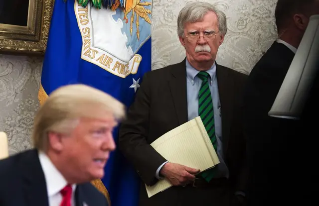 Трамп и Болтон