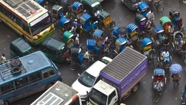 Shakib Khan auto-rickshaw driver