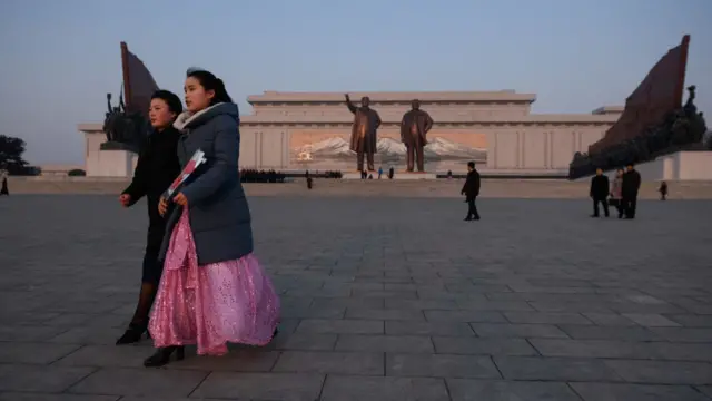 (캡션) 북한 여성