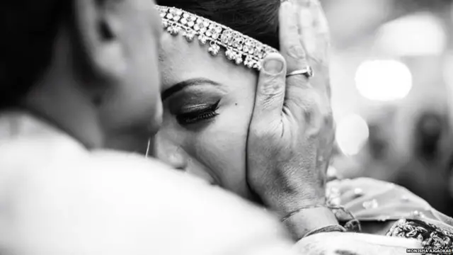 मोनिशा अजगावकर