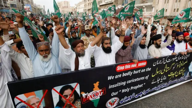 पाकिस्तानानमा मुस्लिम समुदायले गरेको विरोधप्रदर्शन