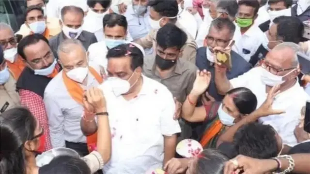 સુરત ભાજપના કોષાધ્યક્ષ તરીકે પણ પાંચ વર્ષ રહી ચૂક્યા છે