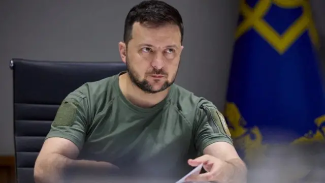 युक्रेनी राष्ट्रपति भ्लोदोमिर जेलेन्स्की